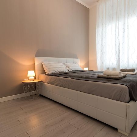 Comfortable & Lovely Apartment Belgrad Exterior foto