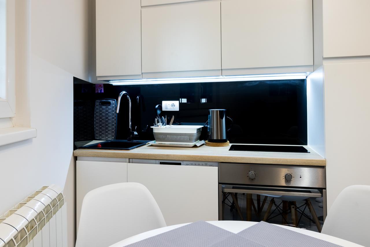 Comfortable & Lovely Apartment Belgrad Exterior foto
