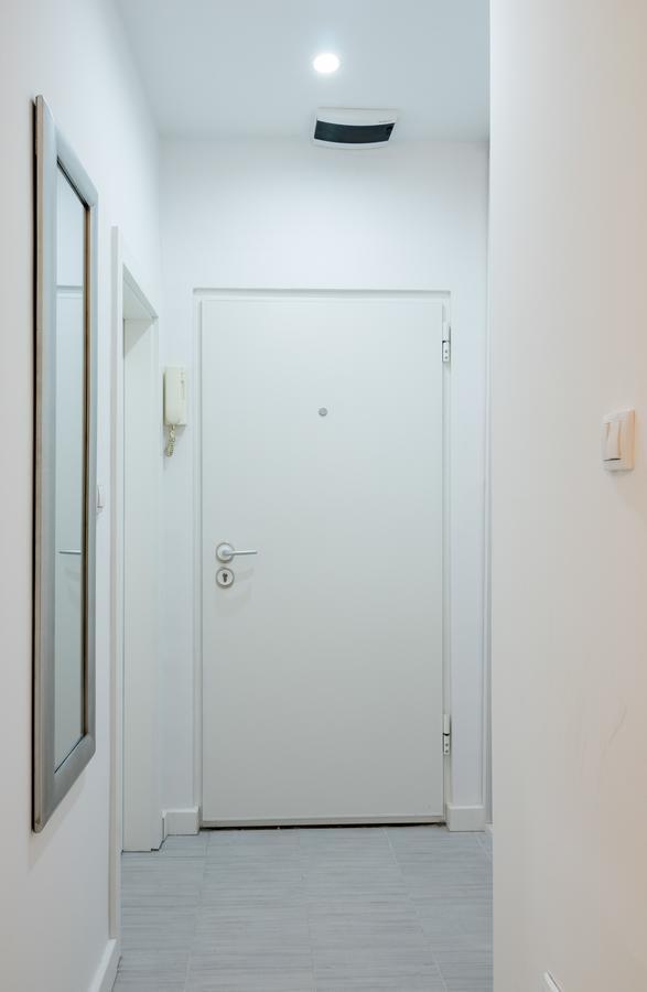 Comfortable & Lovely Apartment Belgrad Exterior foto